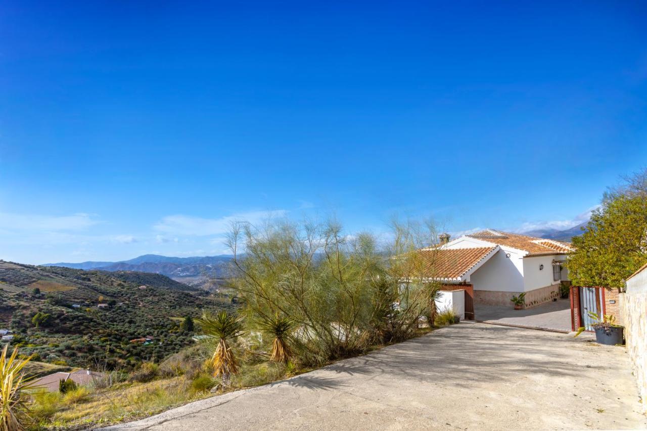 Holiday Home El Encinar Alcaucín Exterior foto
